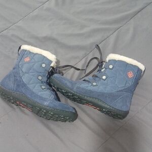 New Columbia Waterproof Ankle Boots